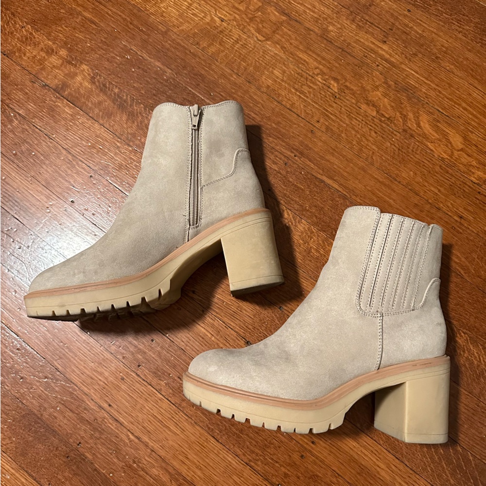 Tan Boots